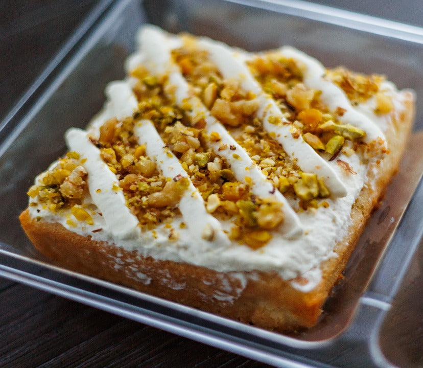 Tres Leches cake 1 piece قطعة ترى ليتشي