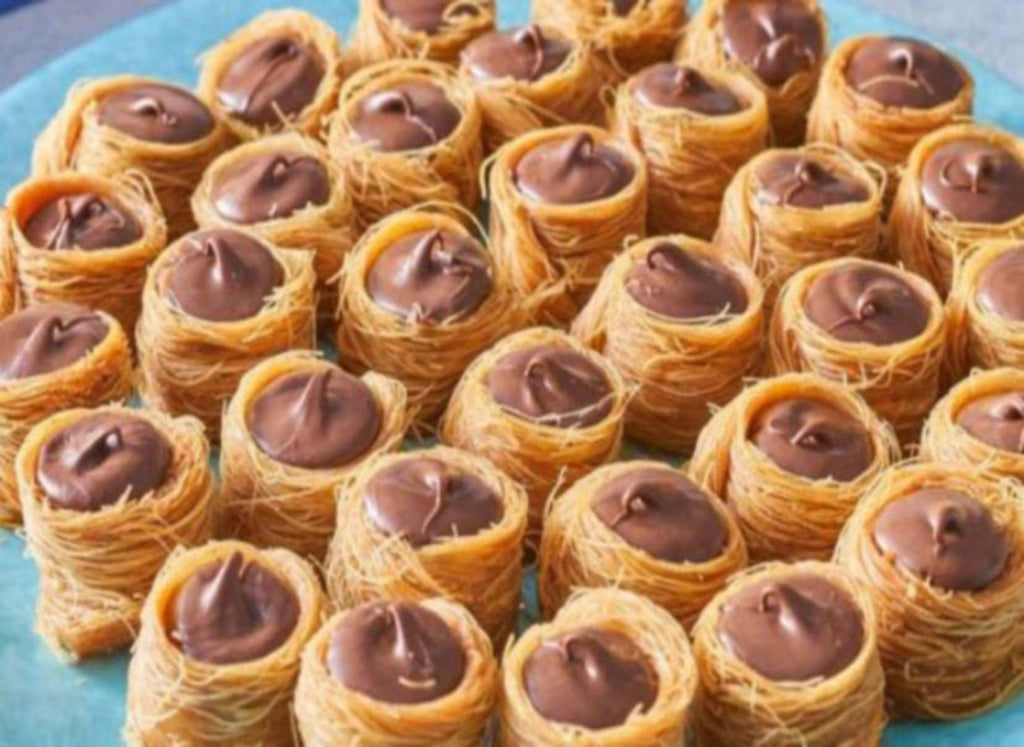 Kunafa Asawer (10 pieces)